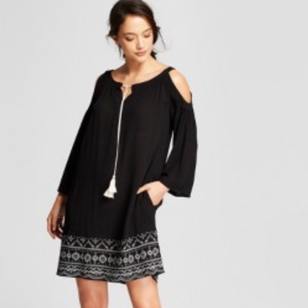 Cold Shoulder Embroidered Boho Shift Dress